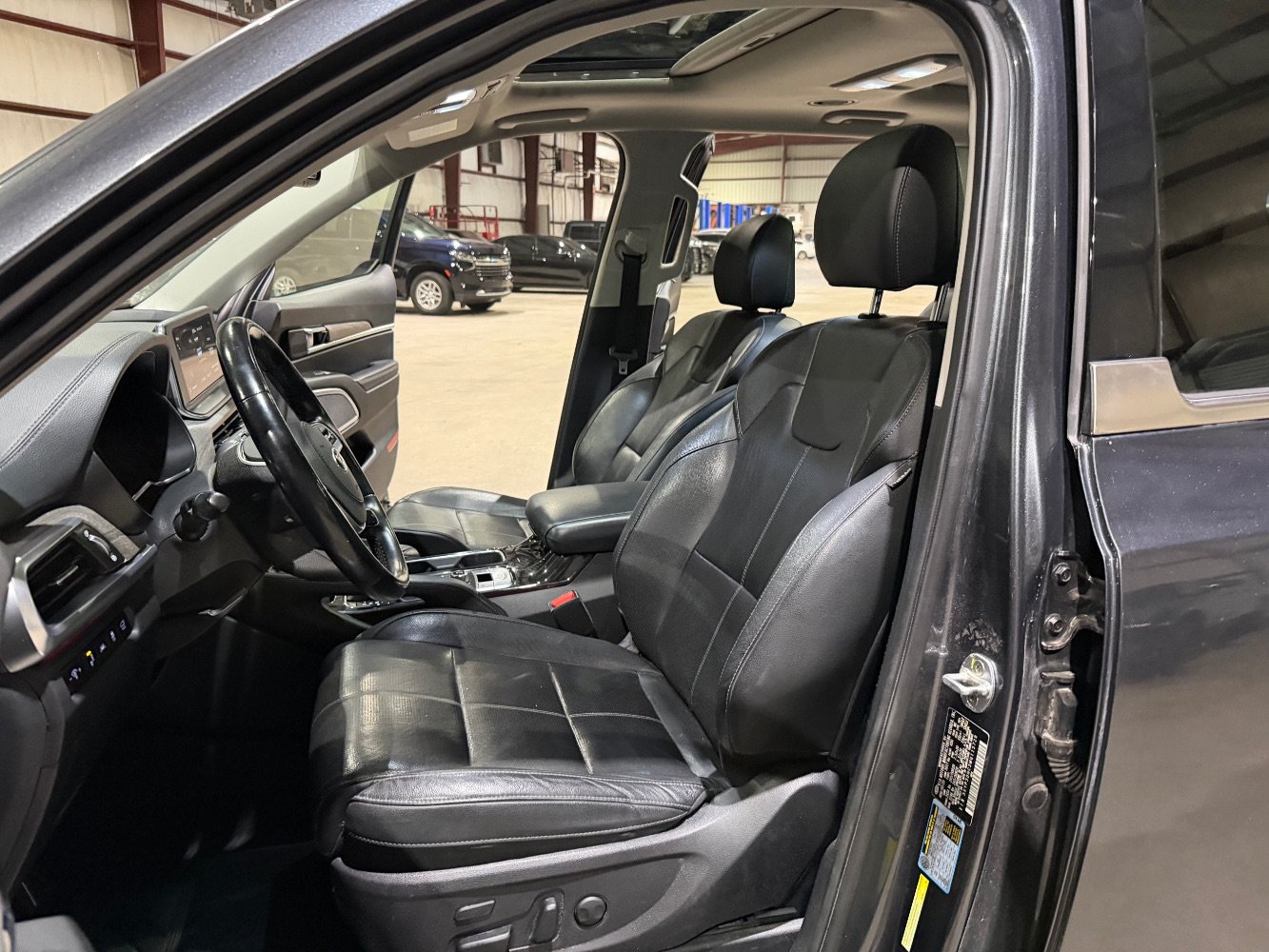 Used 2021 Kia Telluride SX w/ Towing Package AWD/4WD image 14