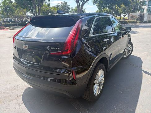 Certified 2024 Cadillac XT4 Luxury FWD image 4