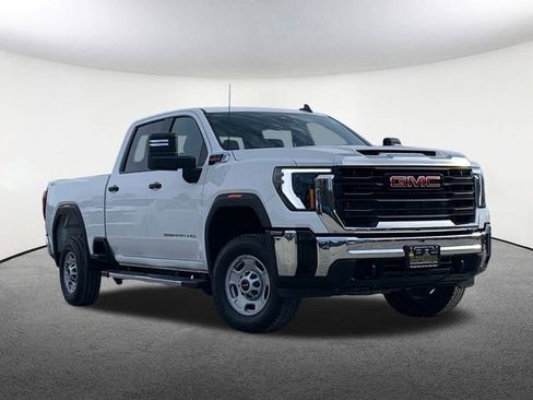 Used 2024 GMC Sierra 2500 Pro image 2