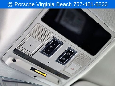 Used 2023 Land Rover Defender 90 S image 40