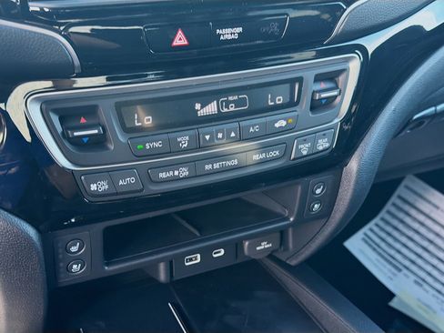 New 2026 Honda Ridgeline Black Edition image 14