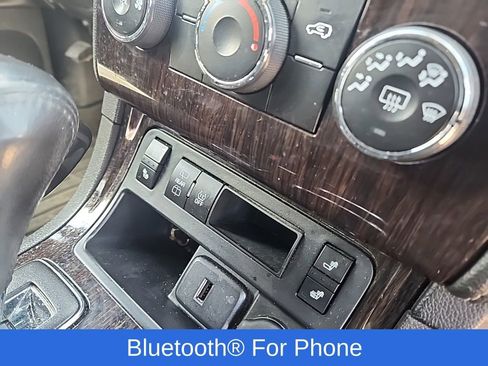 Used 2016 Chevrolet Traverse LT w/ Style and Technology Package image 19