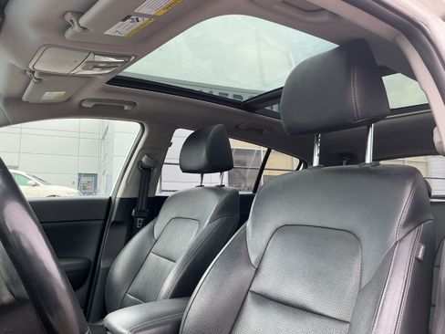 Used 2019 Kia Sportage EX w/ EX Technology Package AWD/4WD image 4