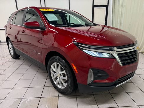 Certified 2024 Chevrolet Equinox LT FWD image 2