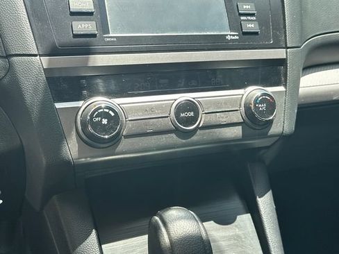 Used 2017 Subaru Outback 2.5i AWD/4WD image 26