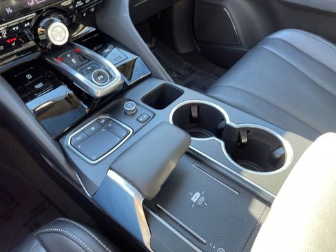 Used 2024 Acura MDX SH-AWD w/ Technology Package image 33