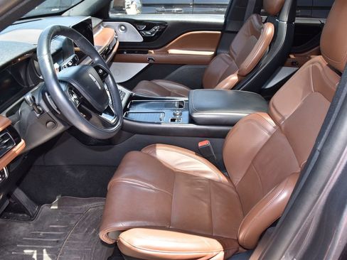 Used 2021 Lincoln Aviator Reserve w/ Equipment Group 202A AWD/4WD image 10