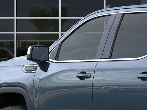 Used 2024 GMC Sierra 1500 SLE w/ Preferred Package image 12