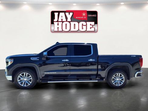 Used 2021 GMC Sierra 1500 SLT AWD/4WD image 4