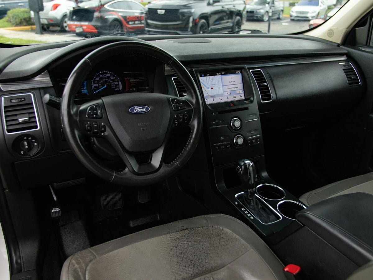 Used 2019 Ford Flex SEL w/ Equipment Group 202A FWD image 13