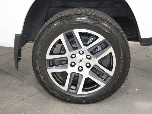 Used 2024 Chevrolet Colorado Z71 w/ Z71 Convenience Package 2 image 54