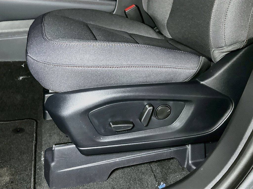 New 2026 Ford Explorer Active AWD/4WD image 16
