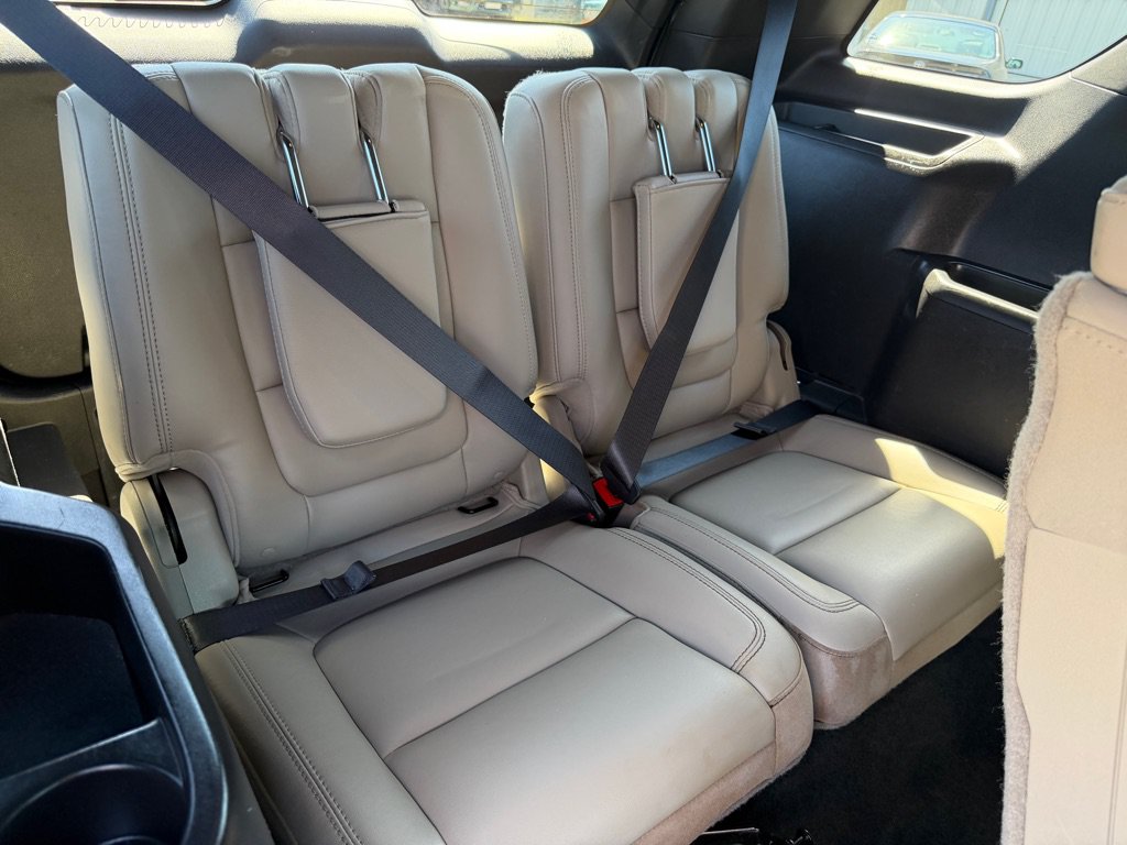 Used 2014 Ford Explorer Limited w/ Equipment Group 302A FWD image 23