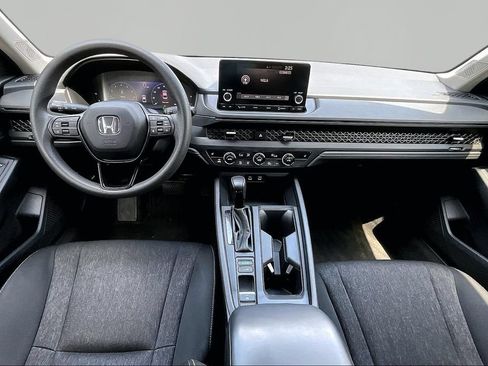 Used 2023 Honda Accord EX image 8