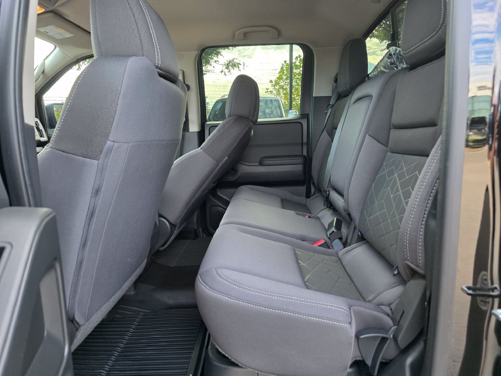 Certified 2026 Nissan Frontier SV w/ Tow Package AWD/4WD image 31