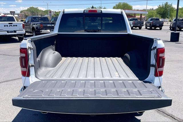 Used 2023 RAM 1500 Laramie AWD/4WD image 30