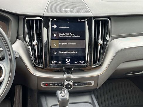 Used 2019 Volvo XC60 T5 Inscription w/ Protection Package Premier image 16