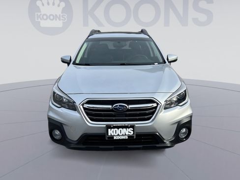 Used 2018 Subaru Outback 2.5i Limited w/ Popular Package #2 image 11