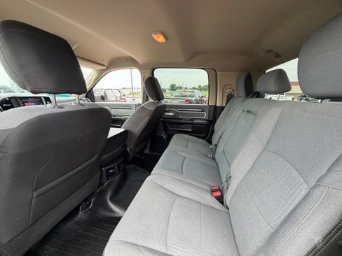 Used 2020 RAM 2500 Big Horn w/ Level 1 Equipment Group AWD/4WD image 13