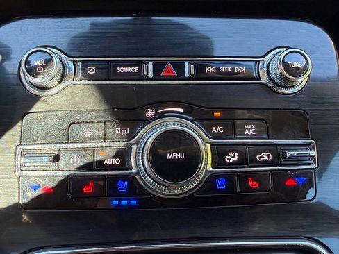 Used 2022 Lincoln Nautilus Reserve w/ Luxury Package image 31