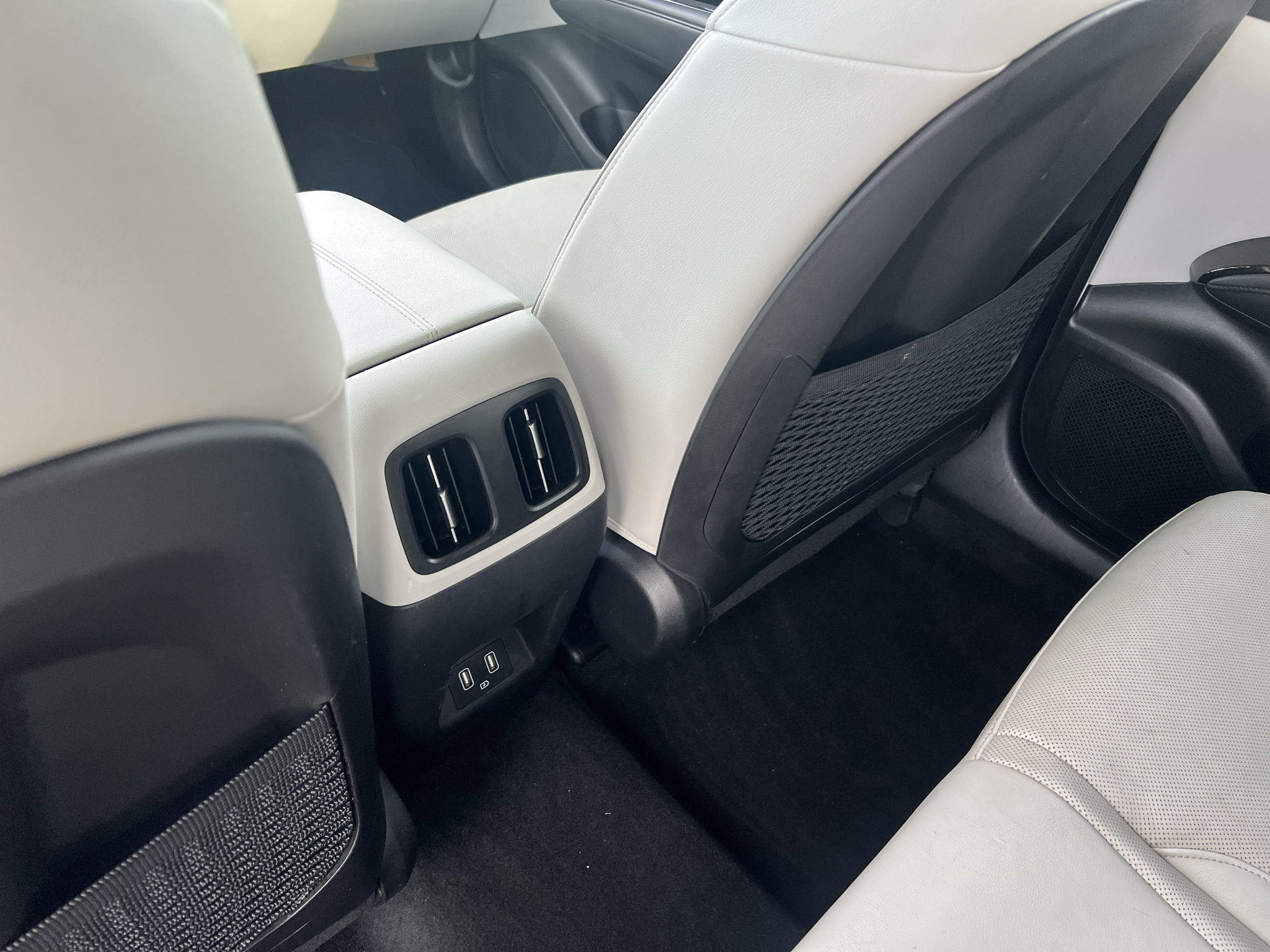 Used 2022 Hyundai Tucson SEL w/ Convenience + Premium Package FWD image 19