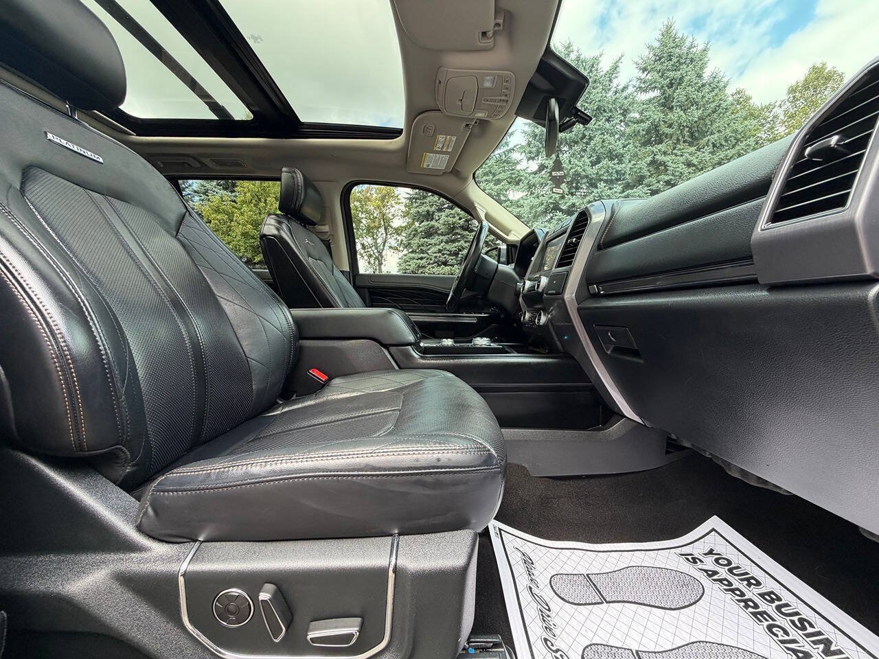 Used 2019 Ford Expedition Platinum AWD/4WD image 31