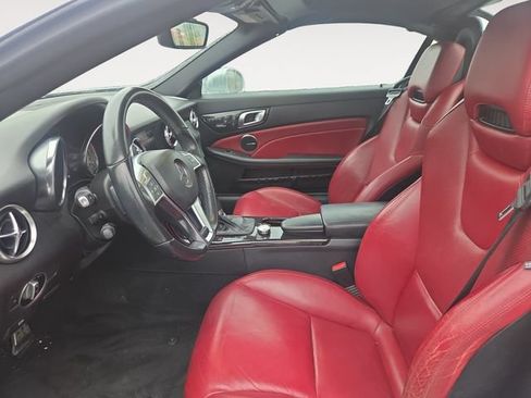 Used 2015 Mercedes-Benz SLK 250 w/ Premium Package image 9