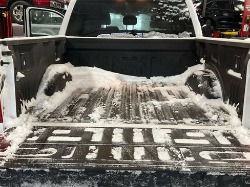 Used 2023 Ford F150 XLT w/ XTR Package image 18