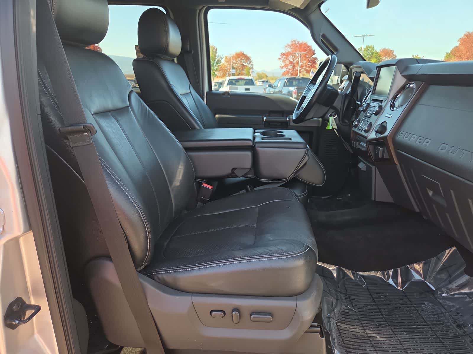 Used 2014 Ford F250 Lariat w/ Lariat Interior Package AWD/4WD image 22