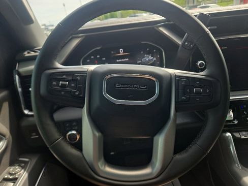 Used 2025 GMC Sierra 3500 Denali w/ Denali Reserve Package AWD/4WD image 16