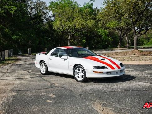 Used 1997 Chevrolet Camaro SS w/ SS Alteration Pkg image 15