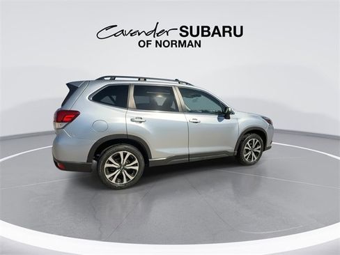 Used 2022 Subaru Forester Limited image 8