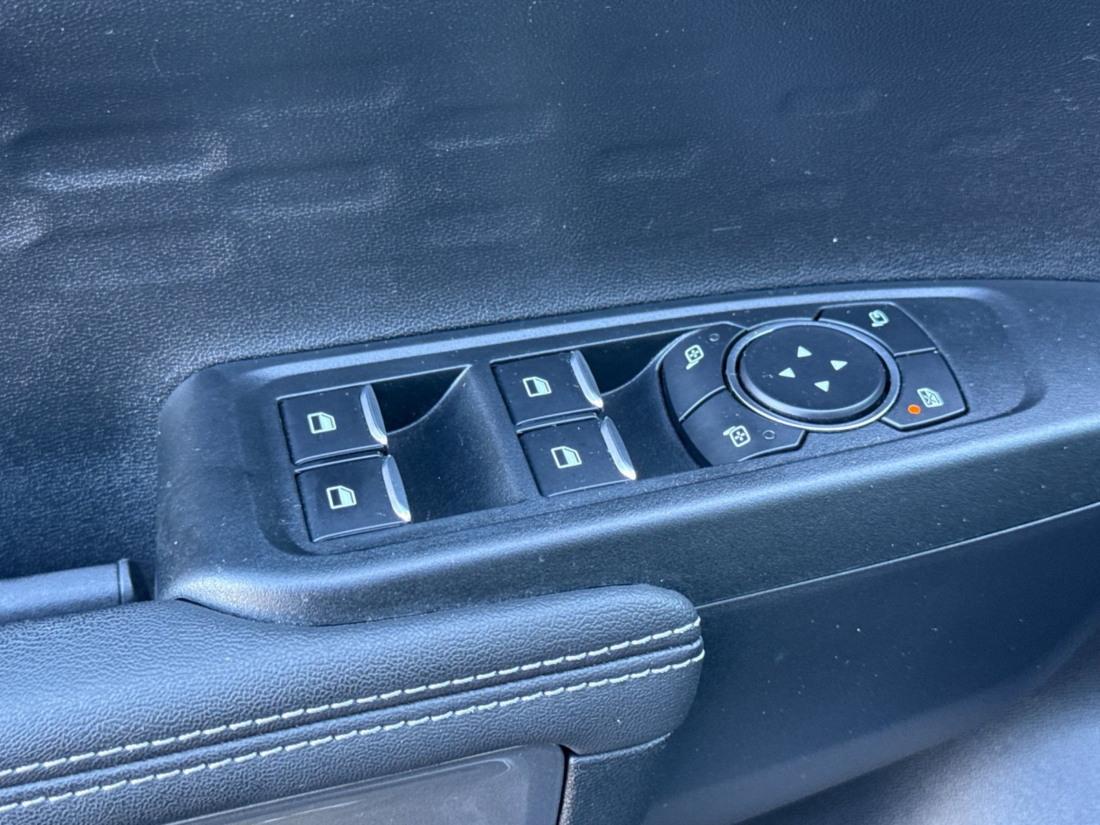 Used 2024 Ford Ranger XLT w/ Equipment Group 301A High AWD/4WD image 11