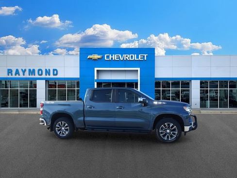 Used 2024 Chevrolet Silverado 1500 LT w/ All Star Edition Plus AWD/4WD image 2