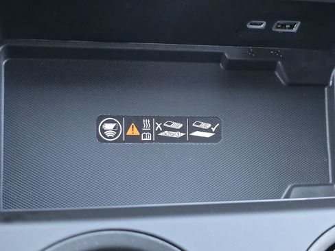 New 2026 GMC Yukon Denali w/ Sun & Power Step Package image 14