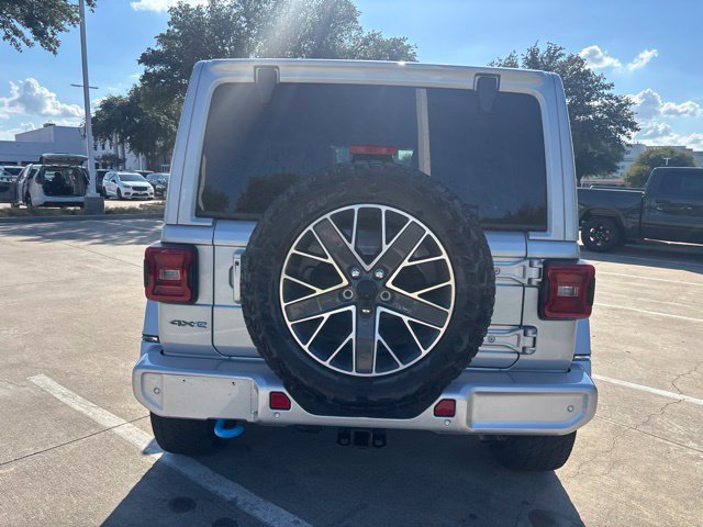 Used 2024 Jeep Wrangler High Altitude AWD/4WD image 6
