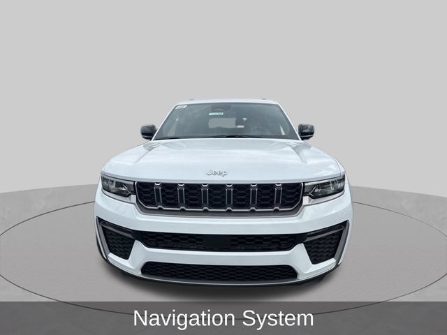 Used 2026 Jeep Grand Cherokee L Limited AWD/4WD image 2