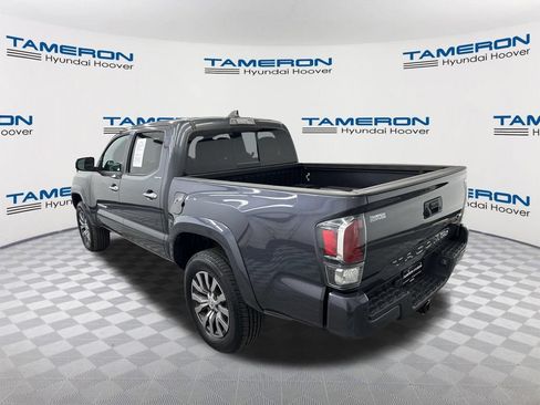 Used 2022 Toyota Tacoma Limited RWD image 3