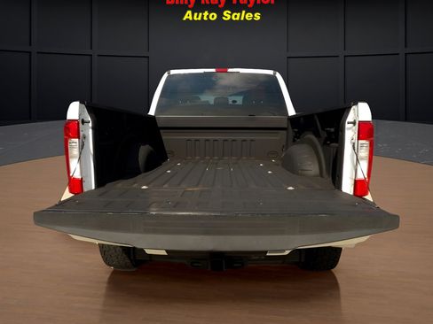 Used 2019 Ford F250 XLT image 32