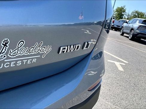 Used 2024 Chevrolet Equinox LT AWD/4WD image 30