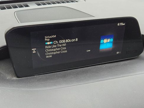 Used 2019 MAZDA MAZDA3 Hatchback w/ Preferred Package image 10