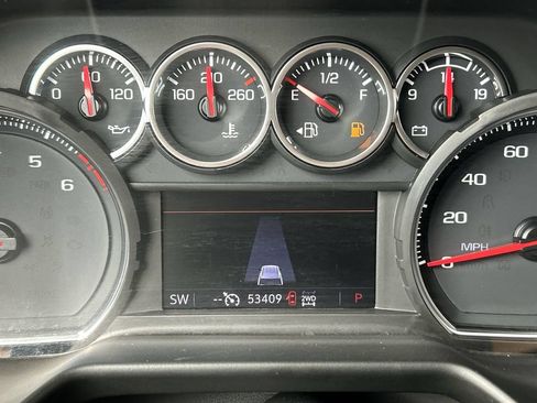 Used 2021 Chevrolet Tahoe RST AWD/4WD image 12