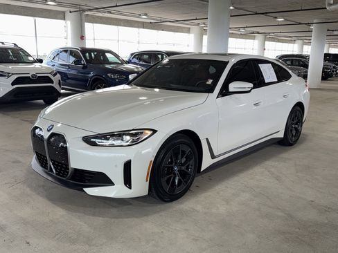 Used 2023 BMW i4 eDrive35 w/ Premium Package RWD image 4
