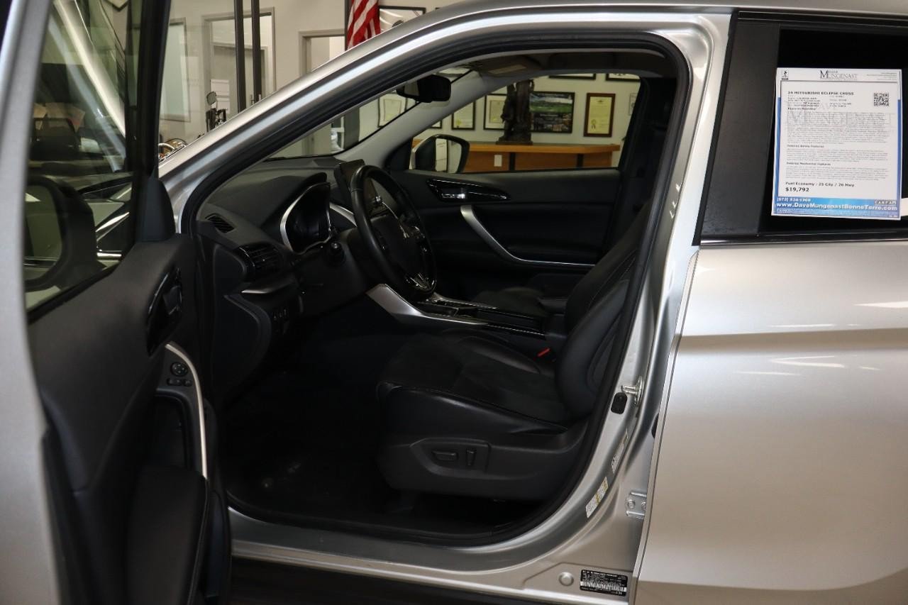 Used 2024 Mitsubishi Eclipse Cross SE AWD/4WD image 9