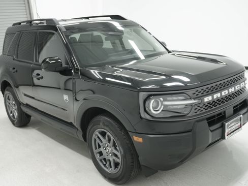 Used 2025 Ford Bronco Sport Big Bend AWD/4WD image 3