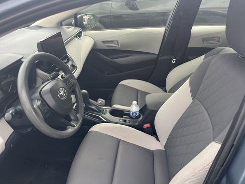 Used 2024 Toyota Corolla LE image 4