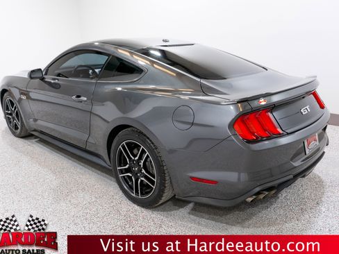 Used 2019 Ford Mustang GT image 3