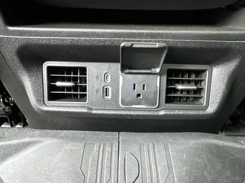 Used 2023 GMC Sierra 1500 Elevation image 16