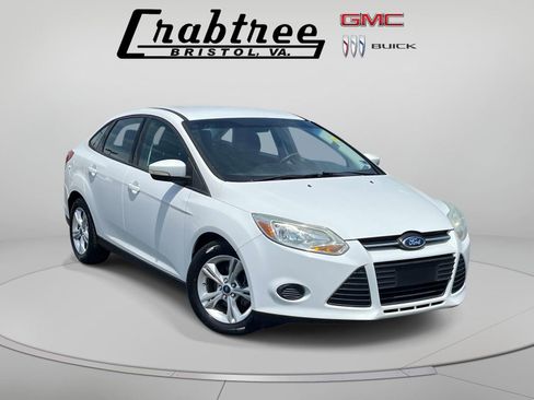 Used 2013 Ford Focus SE FWD image 1
