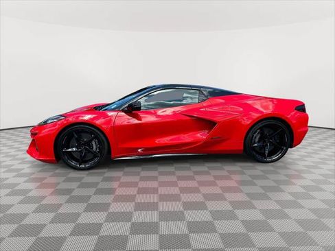Used 2025 Chevrolet Corvette E-Ray AWD/4WD image 5